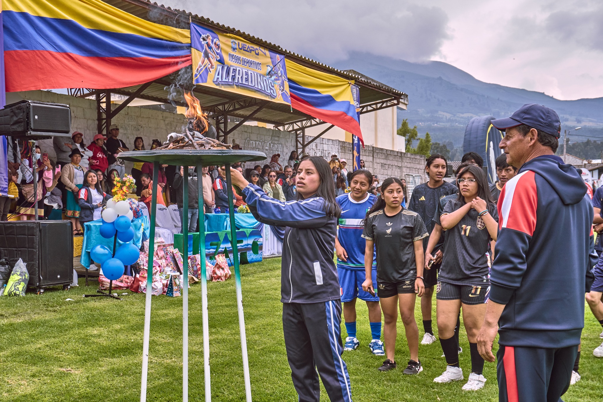 𝐉𝐔𝐄𝐆𝐎𝐒 𝐈𝐍𝐓𝐄𝐑𝐍𝐎𝐒 𝐄𝐍 𝐋𝐀 𝐔.𝐄. ❞𝐀𝐋𝐅𝐑𝐄𝐃𝐎 𝐏𝐄́𝐑𝐄𝐙 𝐆