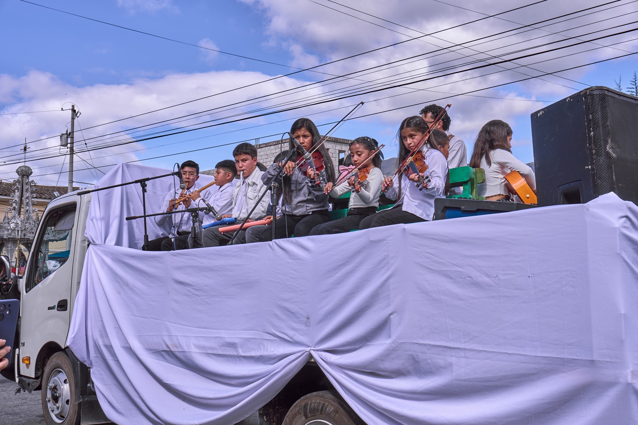 TALENTO SAMPABLEÑO EN PREGÓN DE GONZÁLEZ SUÁREZ